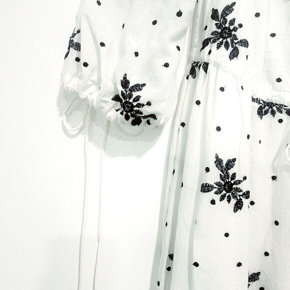 Zara Midi eyelet Dress white blouson S Embroidered peasant Floral Tassels TRF - Picture 6 of 15